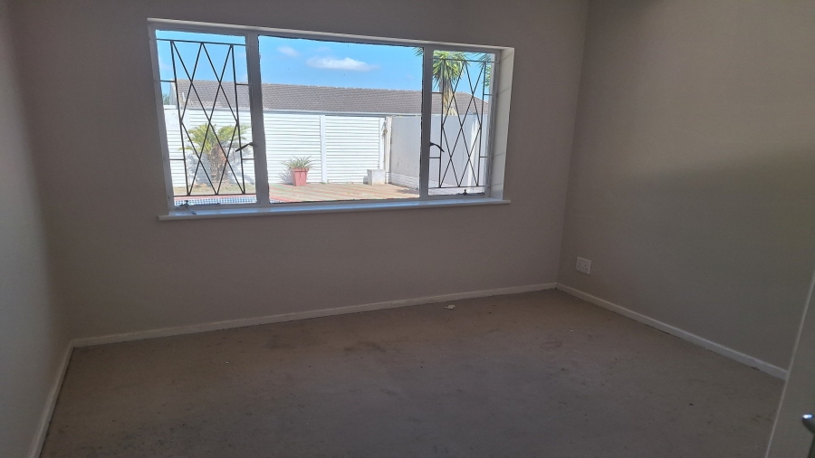 4 Bedroom Property for Sale in Brymore Eastern Cape